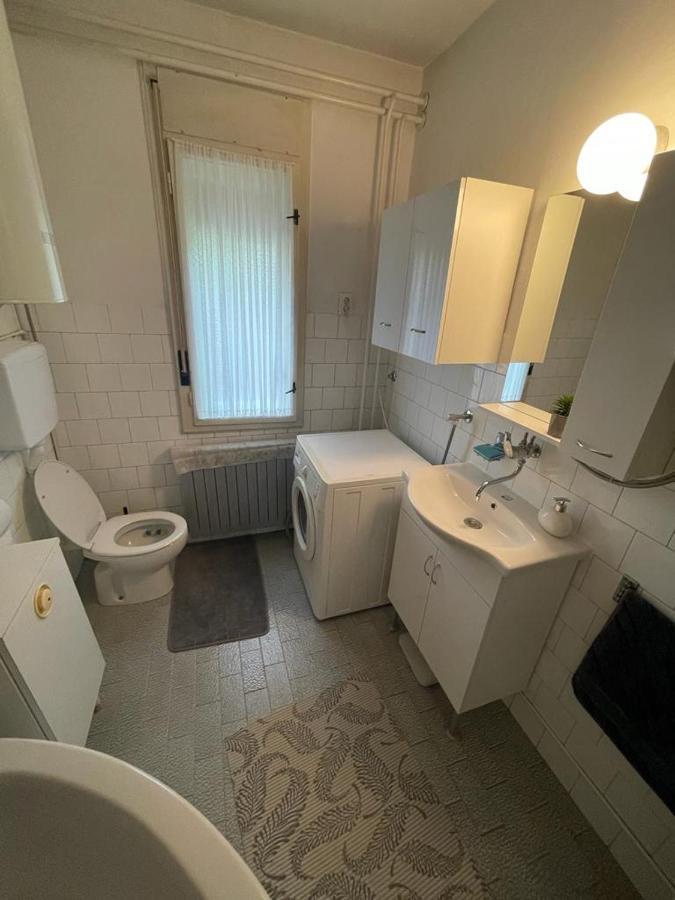 Apartman Pcelica Apartment Pula Exterior photo